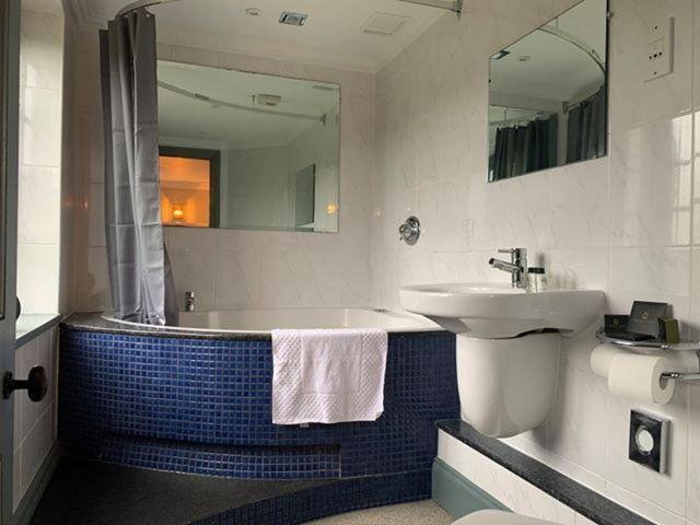 The Mooring Post Bed and Breakfast Γκλόστερ Εξωτερικό φωτογραφία